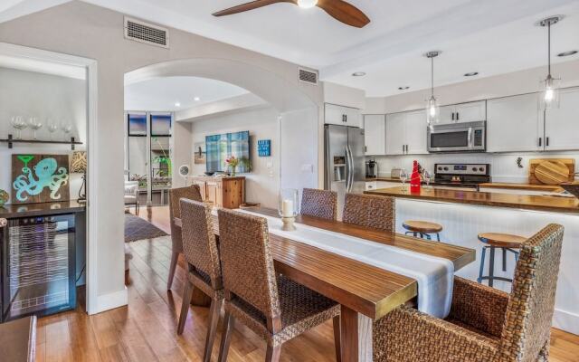 Napili Gardens B7 3 Bedroom 3 Townhouse by RedAwning