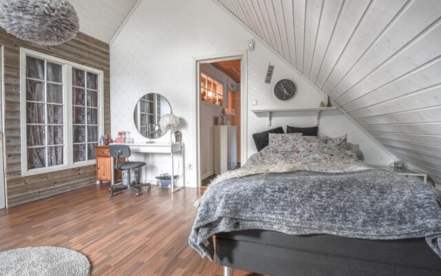 Beautiful Home in Vara With 4 Bedrooms and Wifi