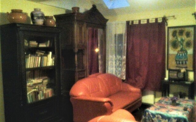 Leyla Guesthouse Castel