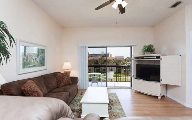 Ocean Village Club Q32