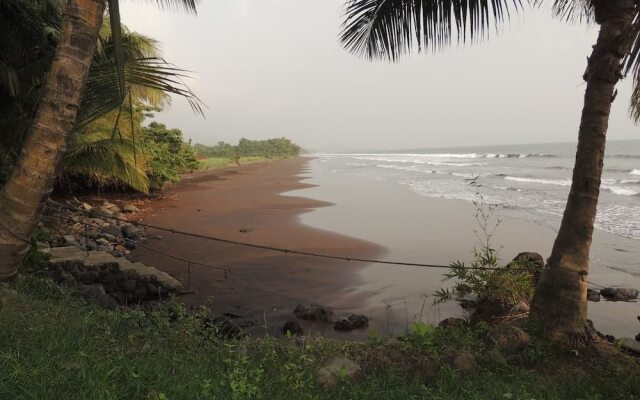 Tsaben Beach Hotel