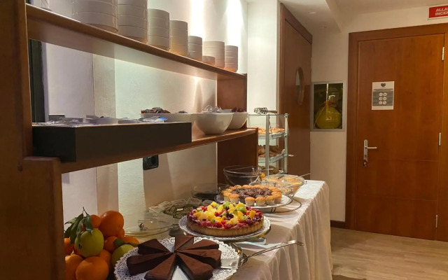 Hotel Mavino