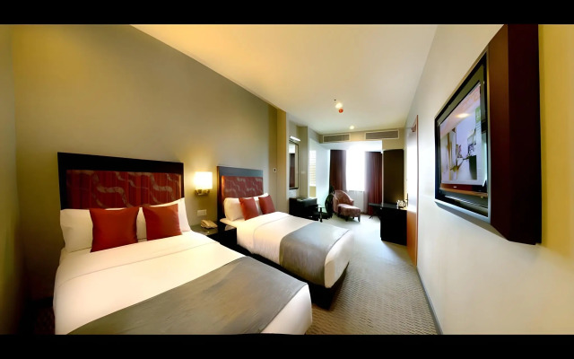 Hock Lee Hotel & Residences