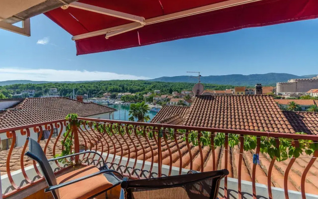 Apartments and Rooms Darinka