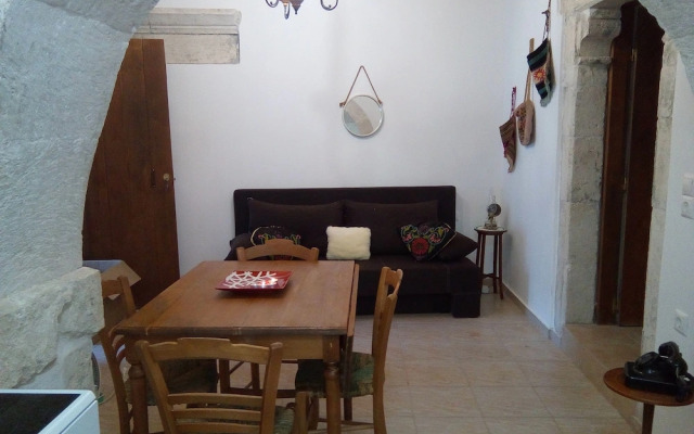 Grandma's House Vederoi