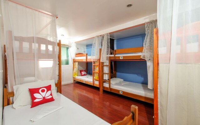 ZEN Hostel Polaris Makati