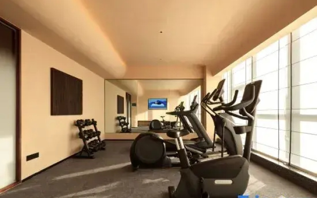 Atour Hotel Wenzhou South Station Yintai Department jianye Store