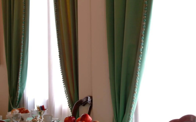 Apostoli Palace