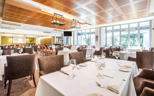 Ramada Hotel & Suites Sydney Cabramatta