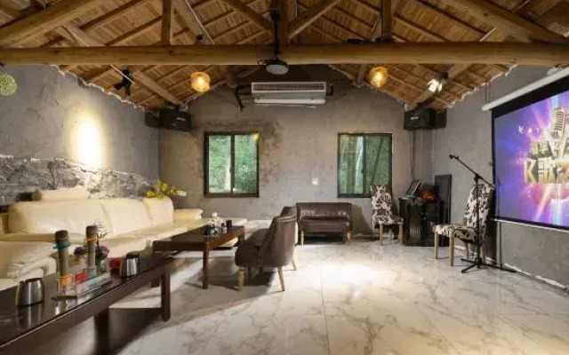 Yinju Shanshui Holiday Hotel
