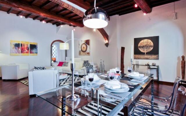 Scala Elegant Apartment