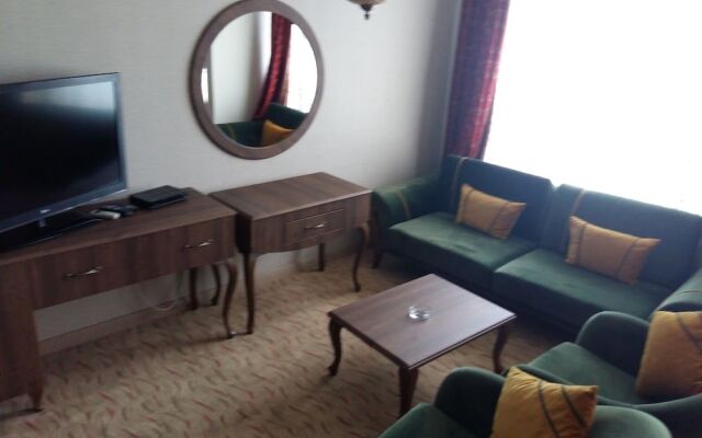 Cihan Otel