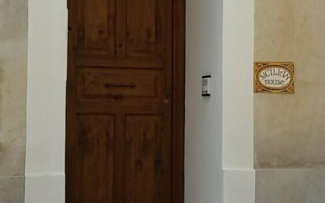 Sicilianhouse