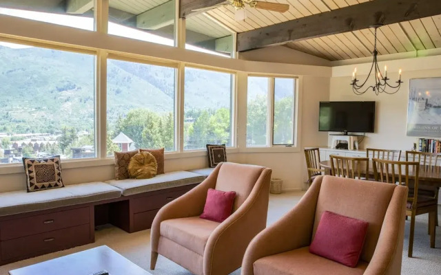 Shadow Mountain by Frias Properties