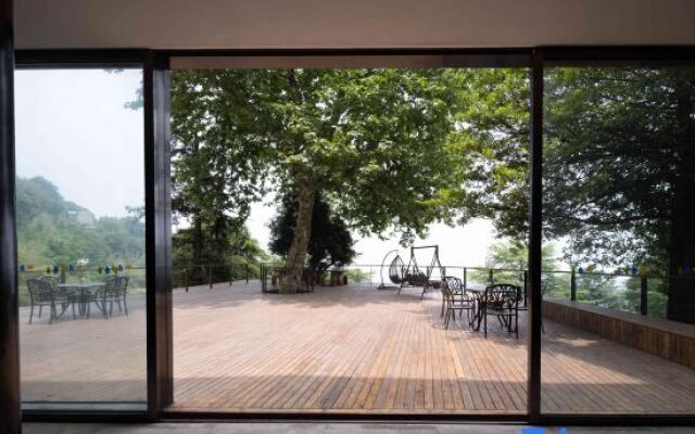 Dream Lohas of Mogan Mountain  Sunrise Hotel