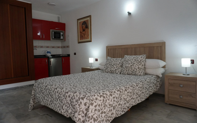 Apartamentos Pirámides