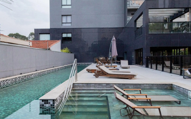 BHomy Vila Olímpia Charmoso e com varanda AL36