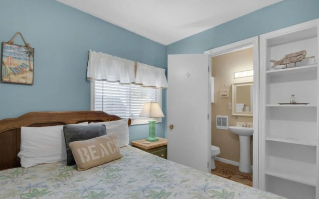 Pineapple Cabana by Bliss Beach Rentals