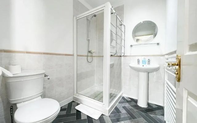 Redbourne Terrace Holiday Home