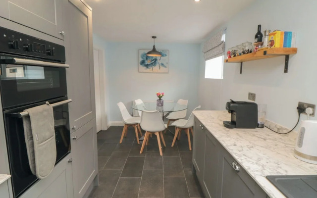 1 Staveley Cottages