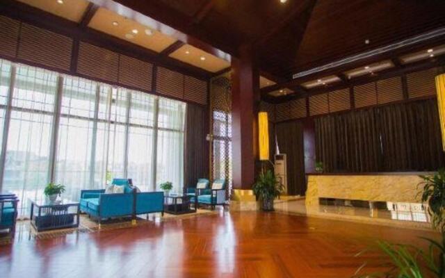 Taihuyuan Holiday Hotel