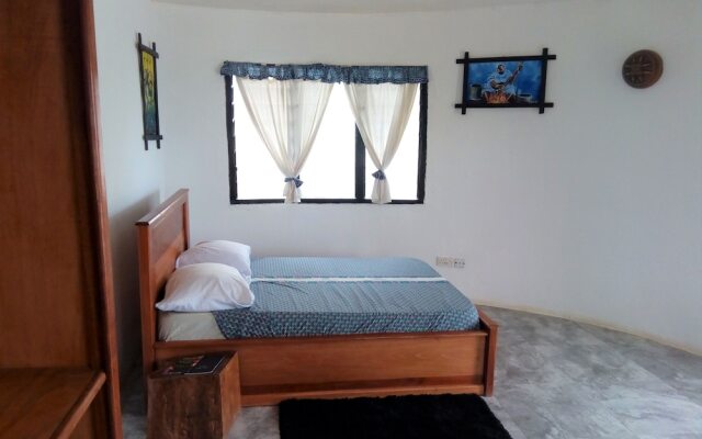 Busua Paradiso Beach Resort