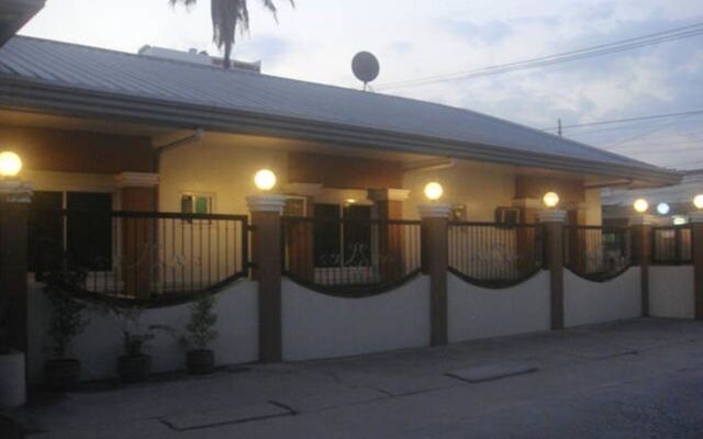 Balibago Villa Hotel