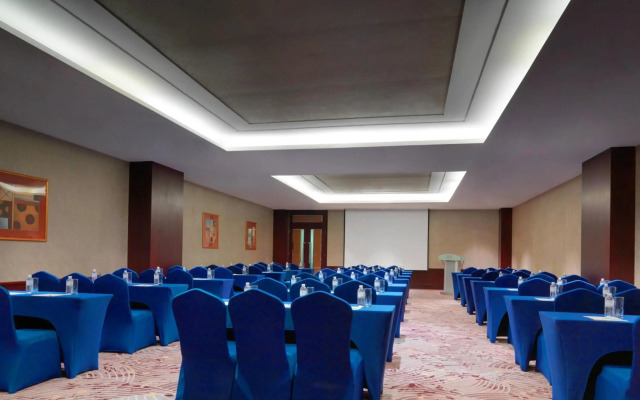 Four Points by Sheraton Shanghai, Daning