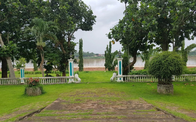 Royal Maekhong Nongkhai Hotel