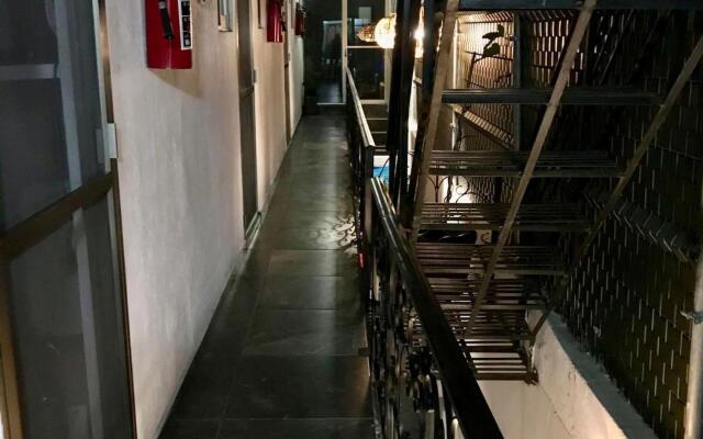 Hostal La Casita De Los Pajaros