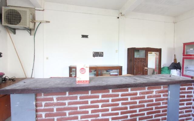 OYO Life 93284 Kos Cendana Raya