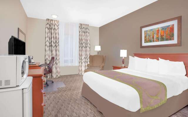Super 8 by Wyndham Athabasca AB