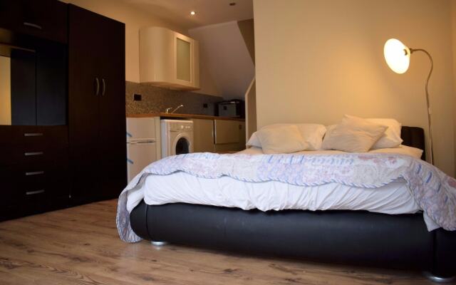 Central London Studio Apartment