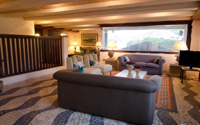 Estalagem Muchaxo Hotel