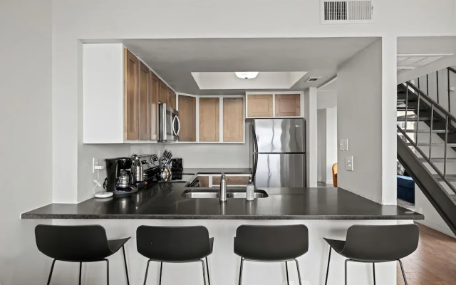 Littlefield Lofts, hosted by Placemakr - 6th Street