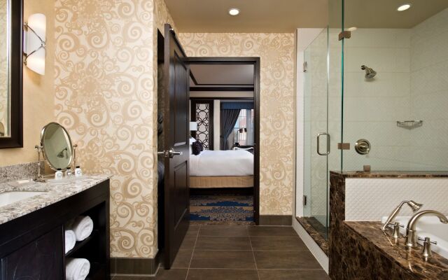 Saratoga Casino Hotel