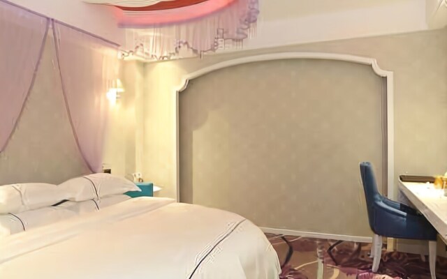 Huihe Hotel (Huojucun Metro Station)