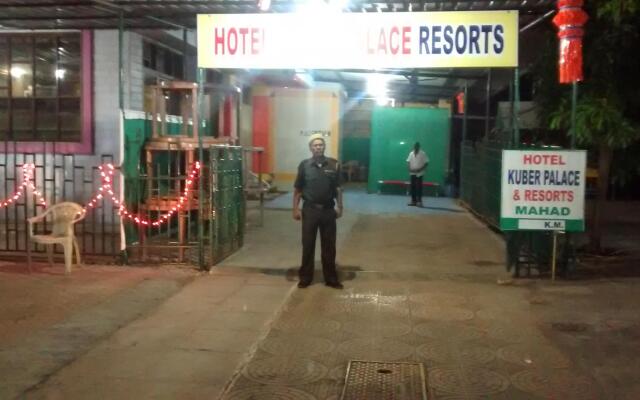 Hotel Kuber Palace
