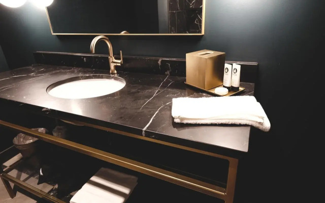 The Inn Hotel, Ascend Hotel Collection