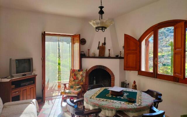 Villa a 5 minuti dal mare vicino Cefalù