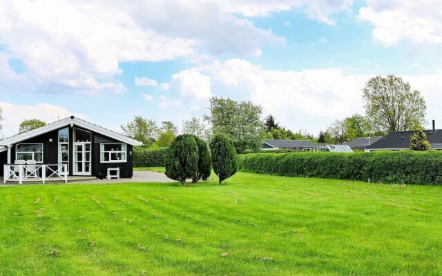 6 Person Holiday Home in Hadsund