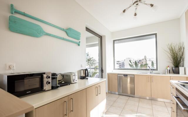 Luxury 2 bdr Penthouse Apt With Acropolis View