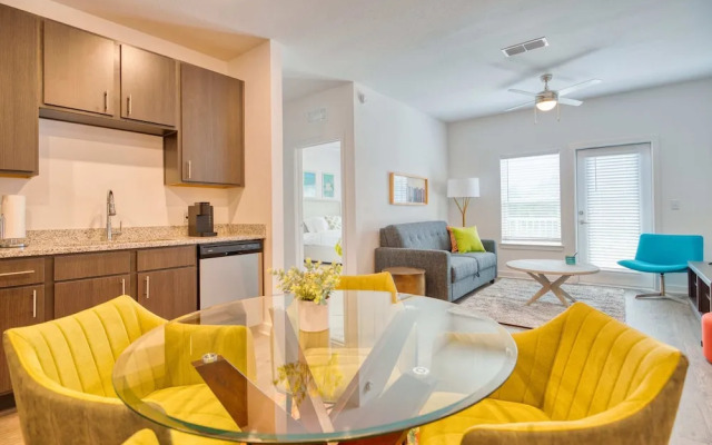 Grand Two Bedroom Two Bathroom Apartment with Balcony by The Scholar