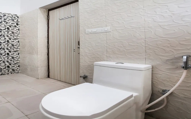 Oyo 37963 K R Guest House