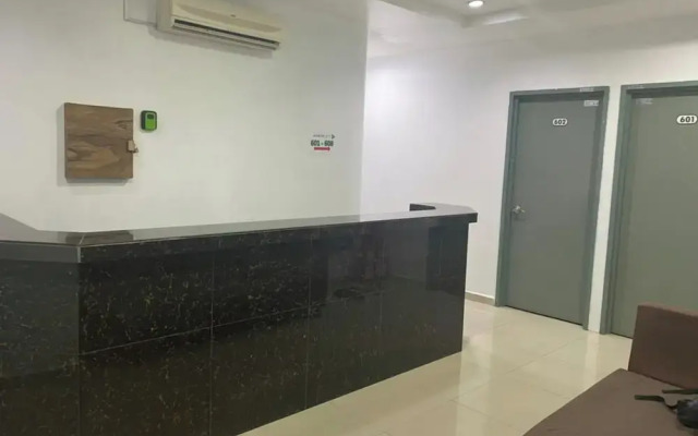 OYO 90849 Hotel Hanarilla