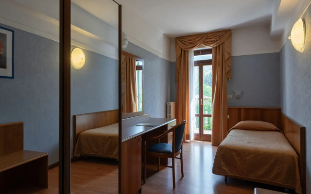 Park Hotel Jolanda