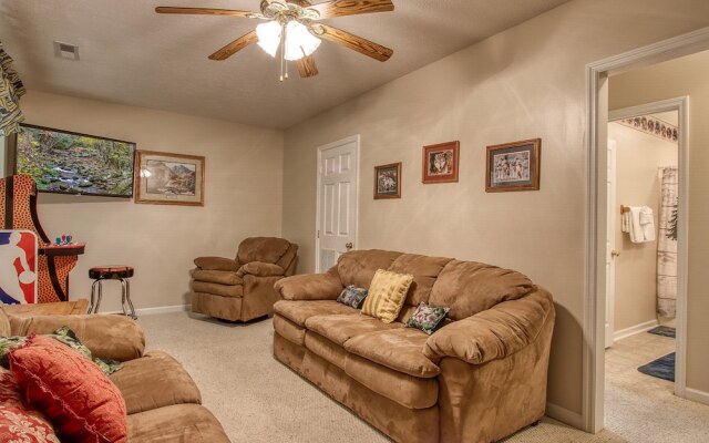 Bluebird's Song by HoneyBearCabins