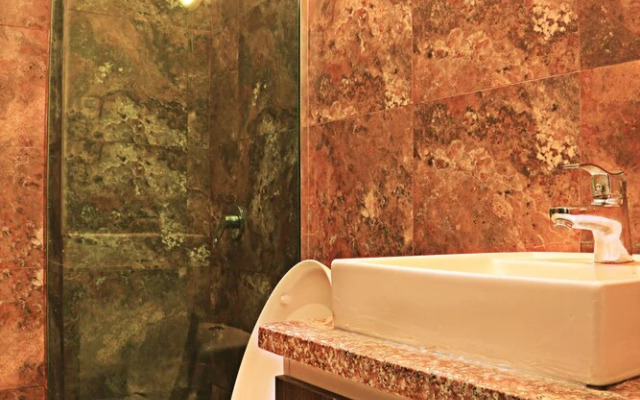 Mauna Suites and Hostal