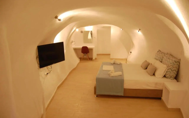 Kalisperis Cave Houses