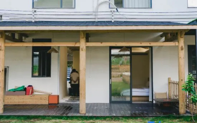 Le Ye Cottage Homestay (Wanfenglin Scenic Area Branch)